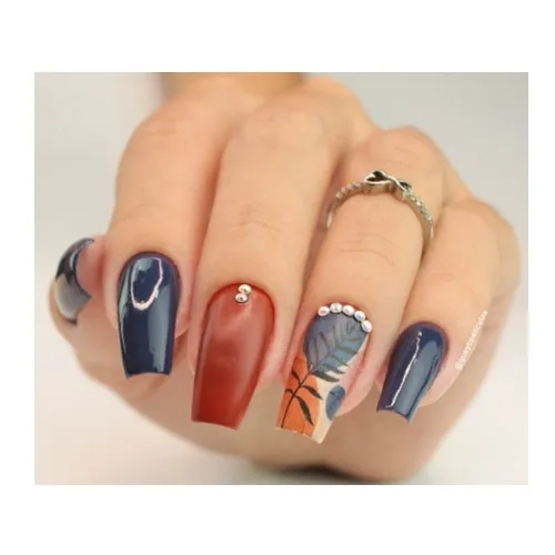 ADESIVO DE UNHA HALY ROLA COM JOIAS